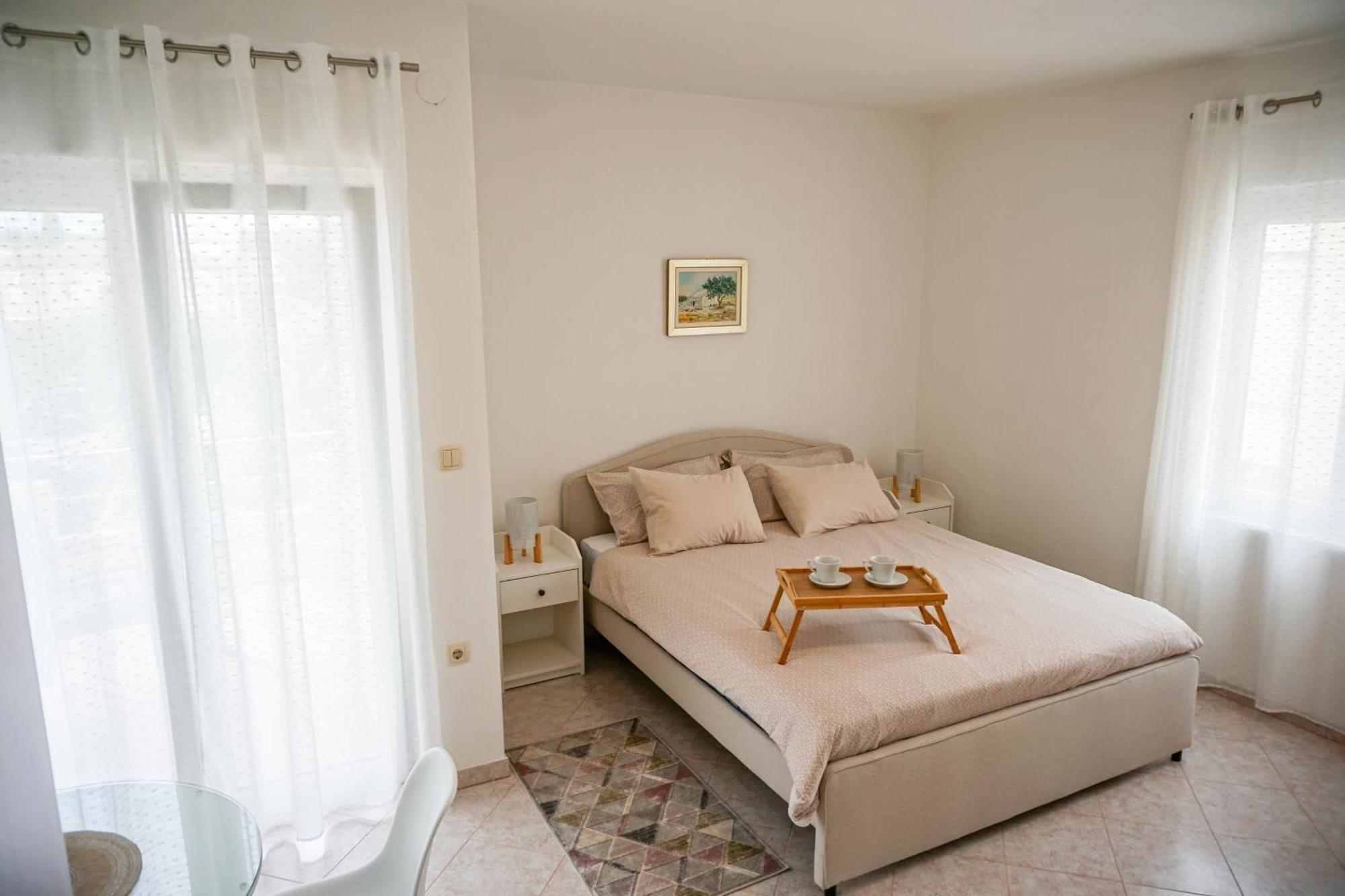 Apartments By The Sea Sukosan, Zadar - 6229 外观 照片